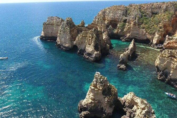 Tour to inside the Caves /Grottos the Ponta da Piedade -Lagos - Viewing Beaches and Cliffs from a New Perspective