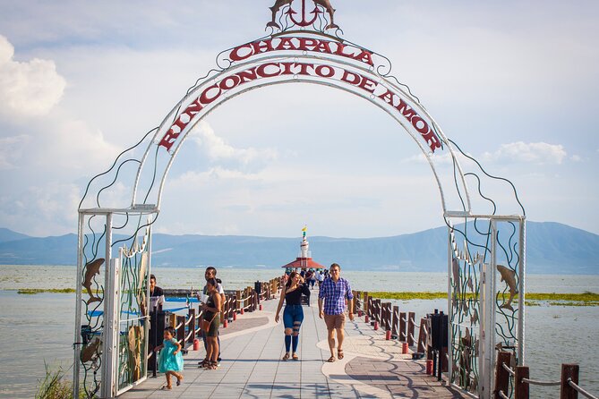 Tour to Lake Chapala, MAGIC TOWN of Ajijic from Guadalajara - Key Points