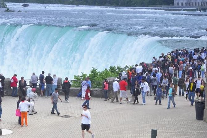Tour to Niagara Falls with skip the line Cruise - Scenic Drive Past Key Landmarks Along Niagara Parkway