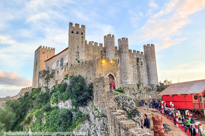 Tour to Óbidos Castle, Far from Nazareth and Battle Monastery - Discover the Highlights of the Óbidos, Nazare, and Batalha Tour for $179.59