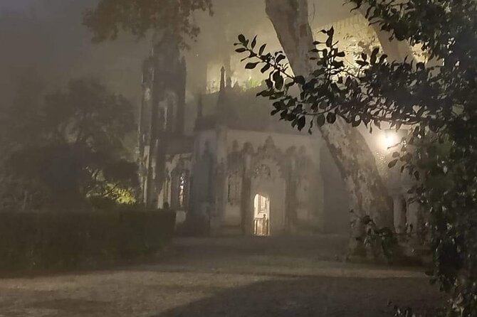 Tour to Pena Palace, Sintra, Regaleira, Guincho and Cascais - Discover the Best of Lisbon’s Surroundings on a Full-Day Tour