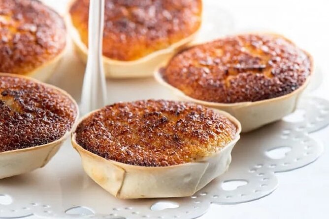 Tour to Pena Palace, Sintra, Regaleira, Guincho and Cascais - Visit the Palácio e Parque Biester (Optional)