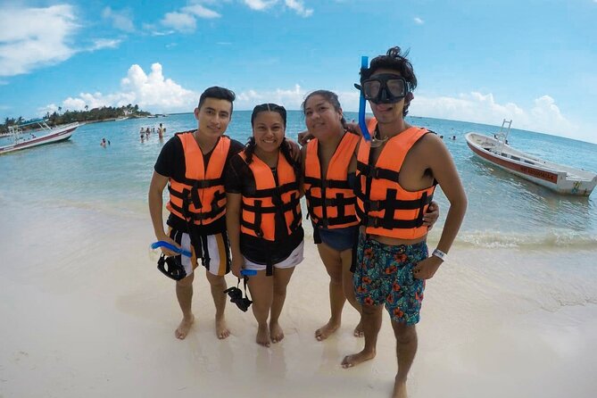 Tour to swim with turtles - Respecting Marine Conservation Efforts