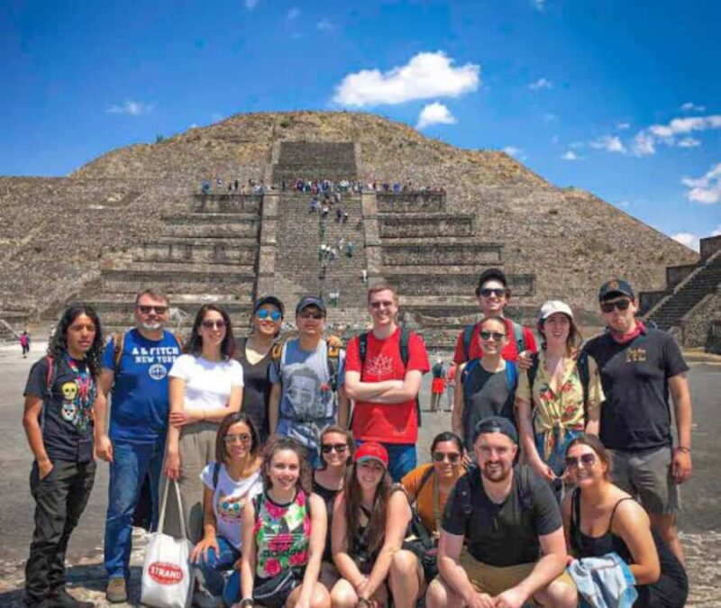 Tour to Teotihuacan by panoramic minibus - Meeting Point in Mexico City for the Teotihuacan Minibus Tour