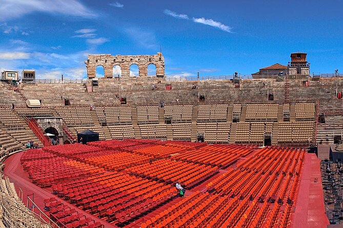 Tour to the Arena di Verona at the Gladiator's Time - Visiting the Hidden and Evocative Parts of the Amphitheatre