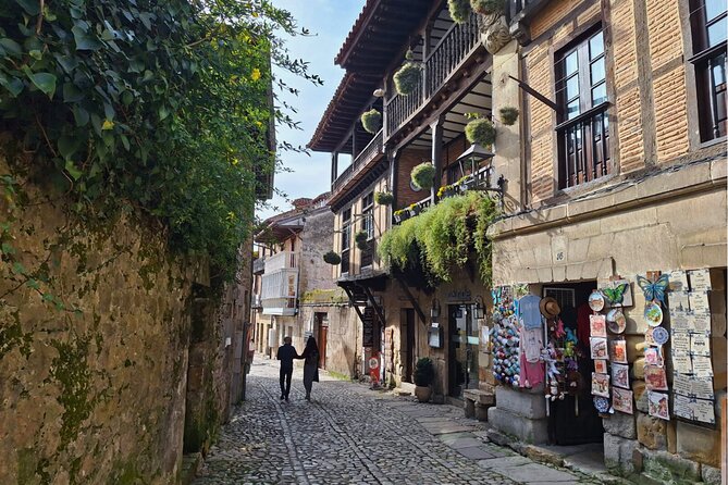 Tour to the Villages of the Western Coast of Cantabria - Return to Santander: End of the Day
