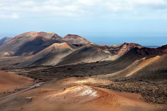 Tour to Timanfaya, La Geria and Laguna Verde for cruise passengers - Laguna Verde and the Charco de los Clicos