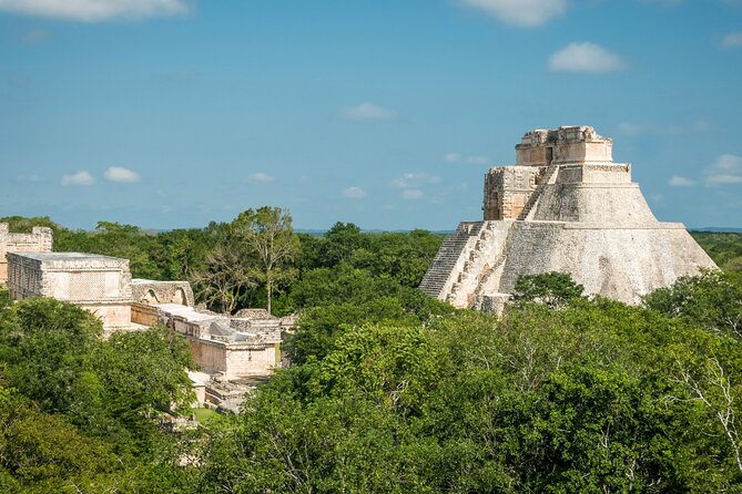 Tour to Uxmal Kabah and Chocolate Museum from Mérida - Who Should Consider This Tour