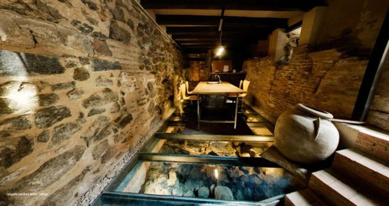 Tour Toledo Subterráneo: Descubre la Historia Oculta - The Guide’s Approach and Group Dynamics