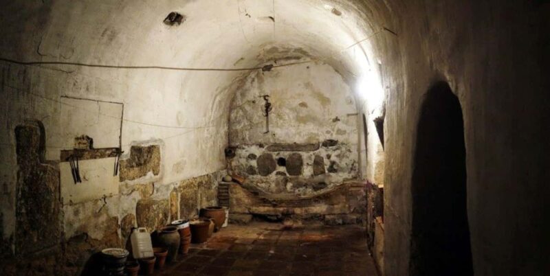 Tour Toledo Subterráneo: Descubre la Historia Oculta - Accessibility and Practical Tips