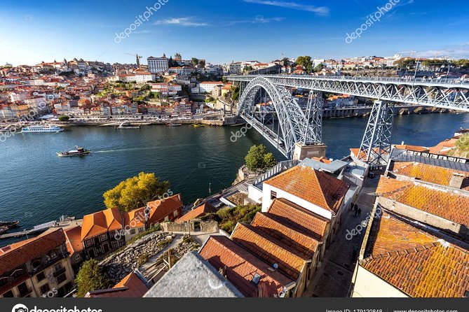 Tour / transfer Lisbon - Porto or Porto Lisbon with tour - Who Will Appreciate This Tour Most?