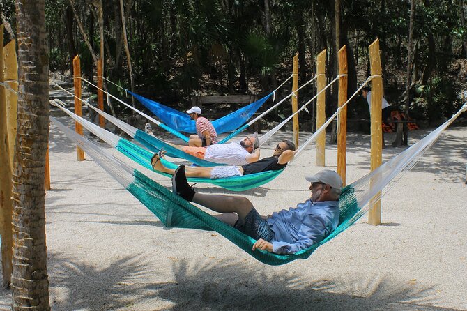 Tour Tulum 4 Cenotes and Traditional Food in Villa Maya - Traditional Mayan Meal in a Community Setting