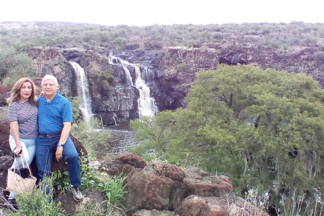 Tour Visiting the Malpais - Engaging Guides and Enthusiastic Storytelling