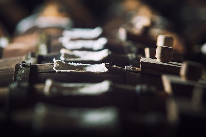 Tour with a tasting of the authentic Traditional Balsamic vinegar - The Value of the Tour Compared to Other Experiences