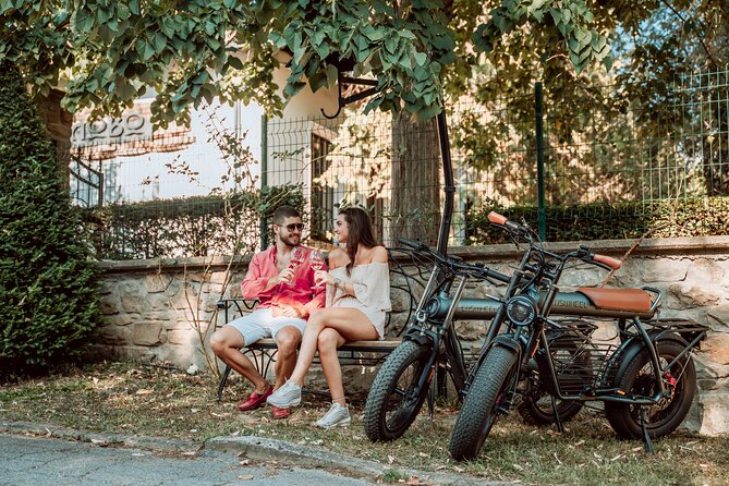 TOUR with an electric bike in Veliko Tarnovo - Customization and Additional Historical Sites
