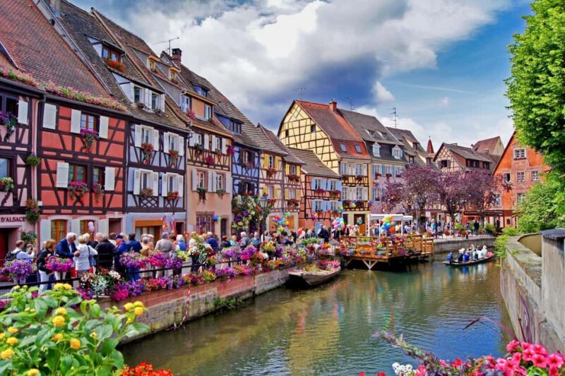 Tourist circuit in Alsace: Strasbourg, Colmar, and the wine route - Exploring the Alsace Wine Route through Picturesque Villages