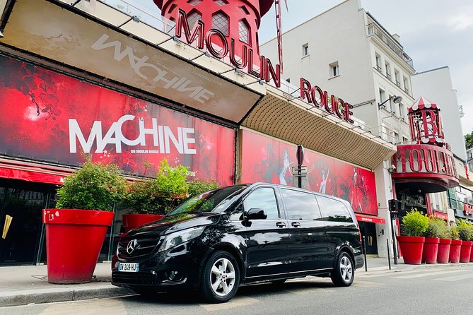 Tourist outing at the Moulin Rouge - Flexibility with Duration and Schedule