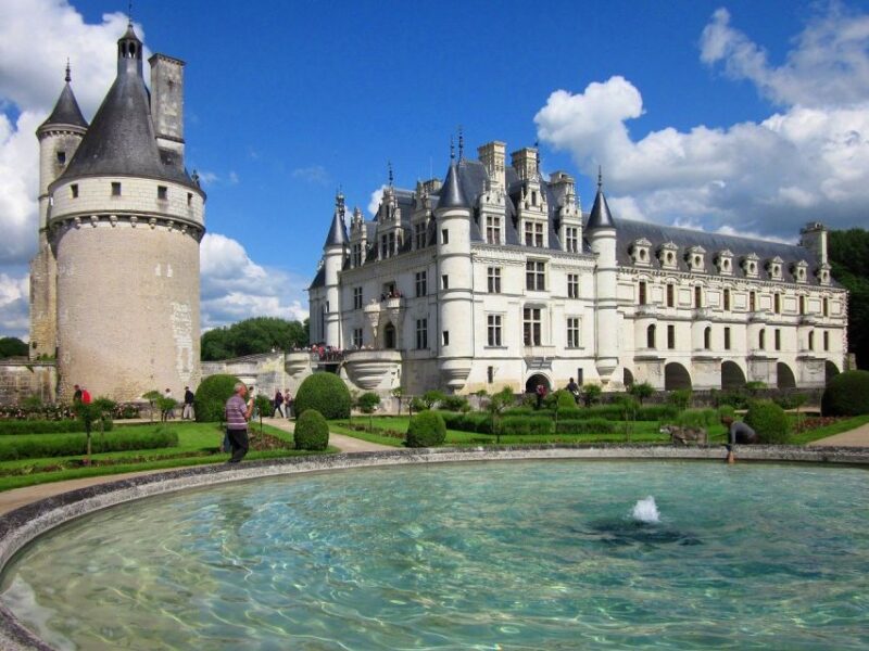 Tours/Amboise: Private Chambord and Chenonceau Chateau Tour - Exploring Chateau Chambord’s Architectural Grandeur
