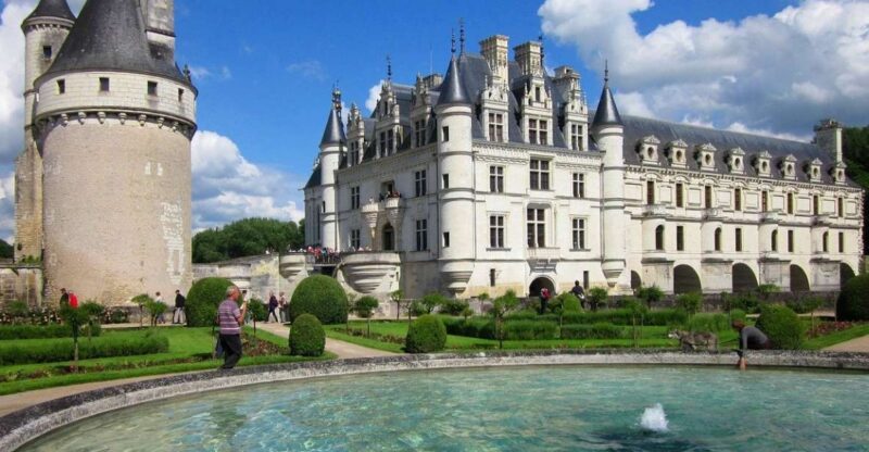 Tours/Amboise: Private Chambord and Chenonceau Chateau Tour - The Architecture and Stories of Chateau Chambord