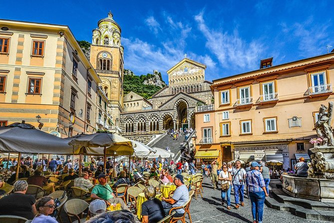 Tours and Transfers - Logistics: Meeting Points and Timing