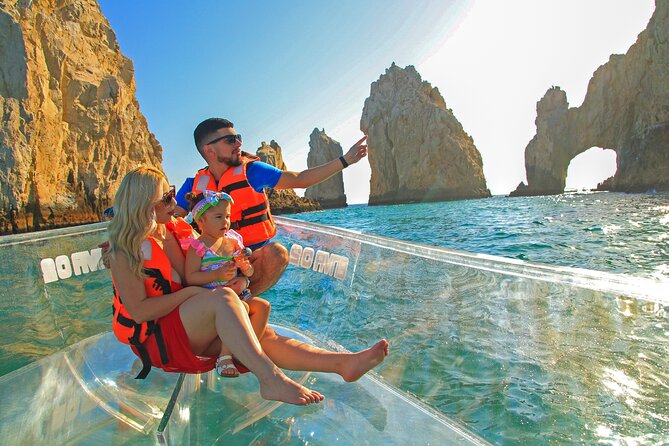 Tours in Cabo, Paseo al Arco and Fin de la Tierra in the only Clear Boat - The World’s First Fully Transparent Boat in Cabo