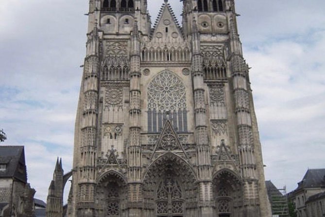 Tours: Private Walking Tour of the Historical Center - Logistics and Accessibility