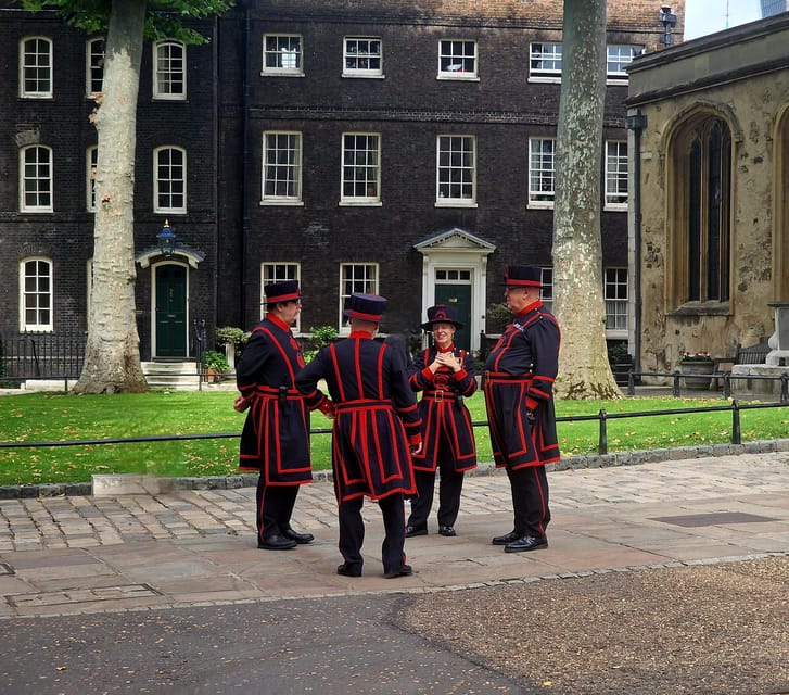 Tower of London Crown Jewels and English Royal History Tour - Who Should Consider This Tour?