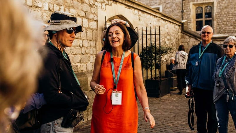 Tower of London Tour with Crown Jewels, plus River Cruise - Discover the Ravens and the Tower’s Dark Past