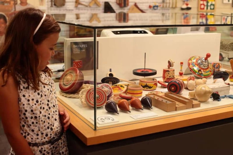 Toy Museum: toys belonging to Anna Maria and Salvador Dalí and García Lorca - The Spectacular Model Train and Dollhouse Rooms