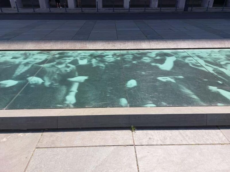 Traces Of Berlin: Guided Berlin Tour (English or German) - A Secret Stop and Viewpoint for Hidden Stories