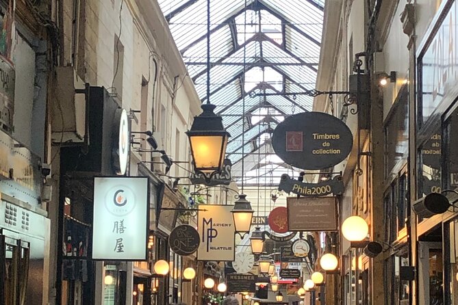 Track game in the Covered Passages of Paris - The Final Clue at Jardin du Palais Royal