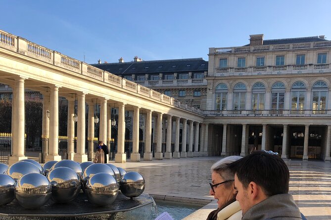 Track game in the Covered Passages of Paris - Practical Details and Accessibility