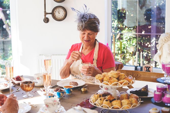 Traditional Afternoon Tea Experience and Baking Class in Stratford-upon-Avon - The Baking Class: What Youll Create