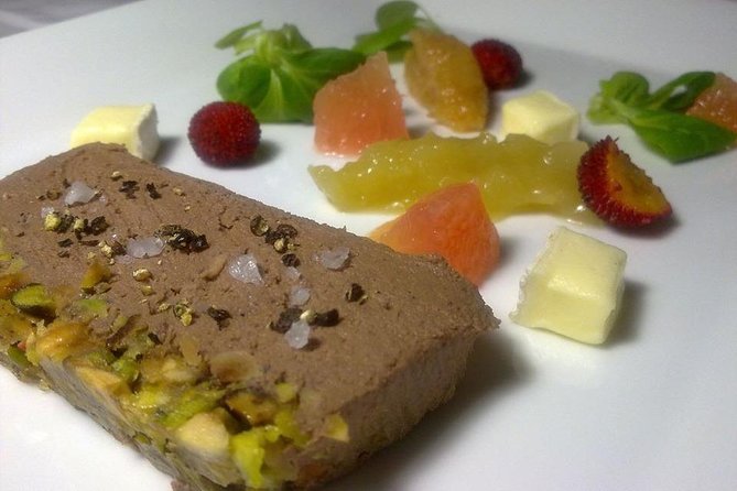 Traditional Albanian and Mediterranean Dinner - Cancellation Policy and Practical Considerations