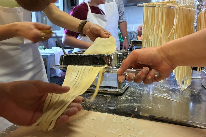 Traditional Cooking Class in San Gimignano - Key Points