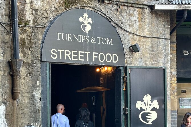 Traditional English Walking Food Tour With London Food Tours - Exploring Historic Pubs and Market Stalls