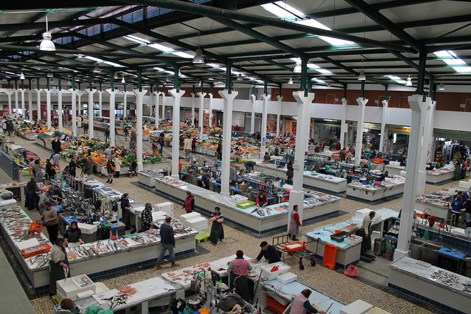 Traditional Fishermans Food Experience, Private Tour - Scenic Views and Historic Fortifications at Forte de São Filipe