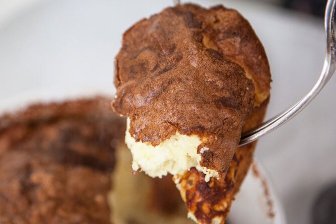 Traditional French Soufflé Cooking Class in Paris in a Local Home - Key Points