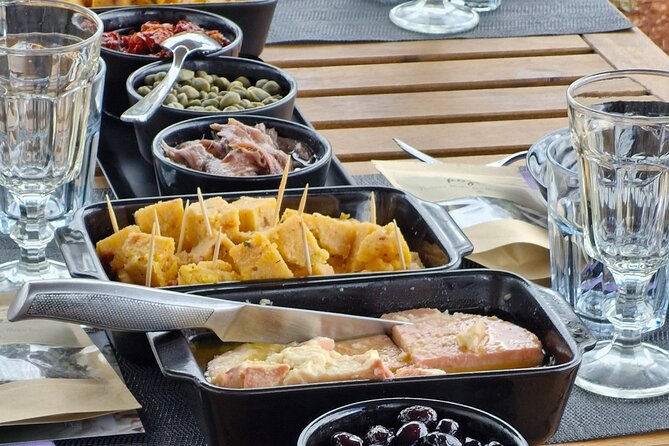 Traditional Hvar Cooking Classes, Dinners & 'Poje' Field Tour! - Main Courses: Pasta, Octopus Stew, or Cuttlefish Risotto