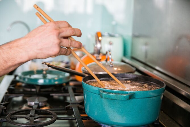 Traditional Japanese Ramen Cooking Class in Seattle - Customizing Ramen with Fresh Herbs and Seasonings