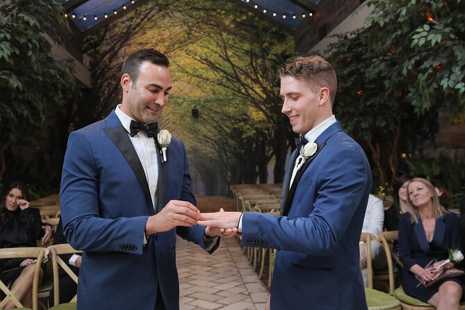 Traditional Las Vegas Wedding Package - The Photographs and Video Experience