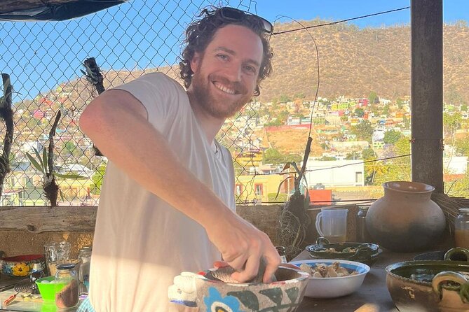 Traditional Oaxaqueña Cooking with Grandma's Recipes - Logistics and Convenience: Transport and Meeting Points
