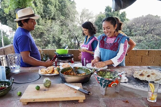 Traditional Oaxaqueña Cooking with Grandma's Recipes - What Makes This Tour Stand Out from Other Cooking Classes