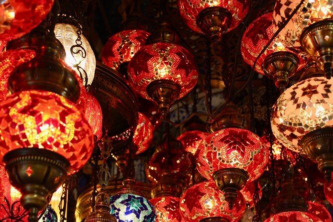 Traditional Shopping Private Tour in Istanbul - Exploring the Arasta Bazaar Behind the Blue Mosque