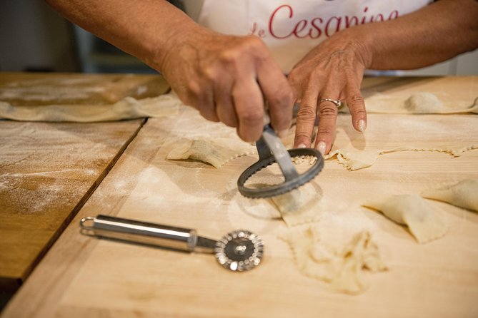 Traditional Tuscan Pasta & Tiramisu Masterclass in Arezzo - Key Points