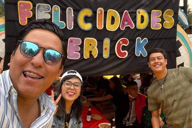 Trajinera ride in Xochimilco - The Atmosphere and Crowd Levels