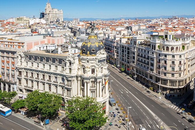 Transfer: Barajas Airport (MAD) to Madrid City Center - Convenient Private Transfer from Madrid-Barajas Airport to City Center