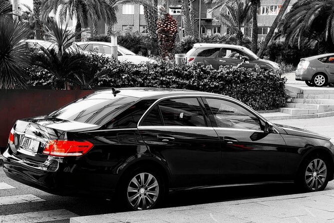 Transfer Barcelona Airport - Luxury Vehicles Equipped for a Worry-Free Ride