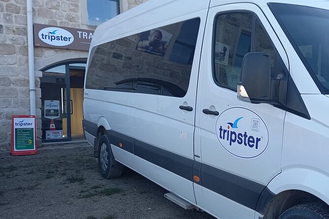 Transfer between Nevehir/Kayseri Airport and Cappadocia hotels - The Experience: Punctuality and Reliability