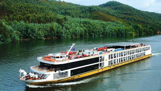 Transfer Bucharest to/from Giurgiu Cruise Port - Flexibility with Booking and Cancellation